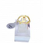 золотистый