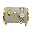 золотистый