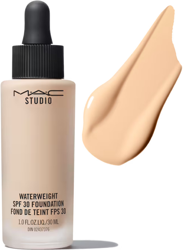 Тональная основа для лица «Waterweight Foundation» SPF30, оттенок NC15 | Studio | M.A.C.