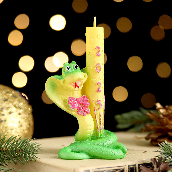 Свеча фигурная «Змея с салютом»