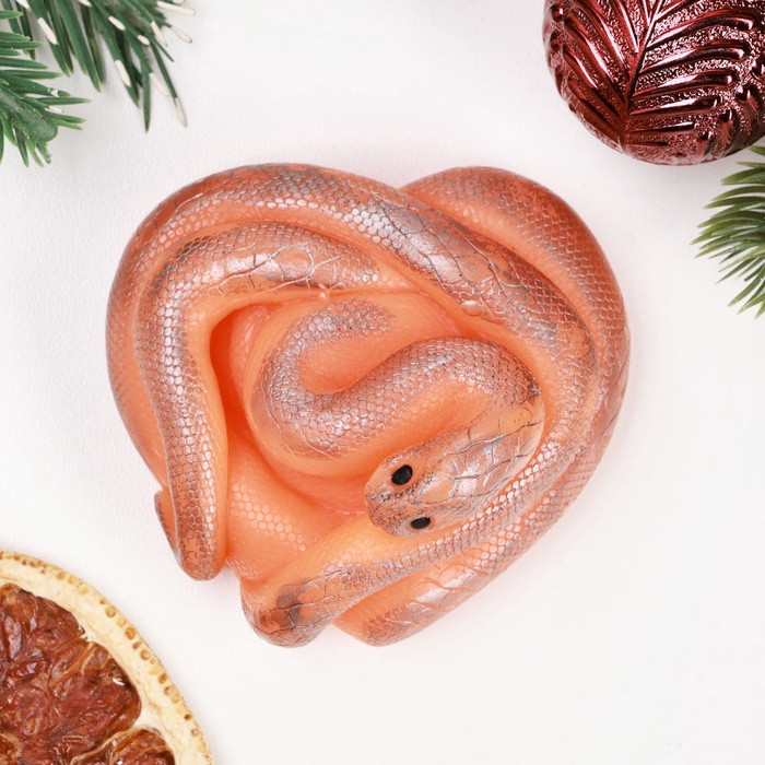 Мыло фигурное «Змейка Сердечко» | Мыльные штучки