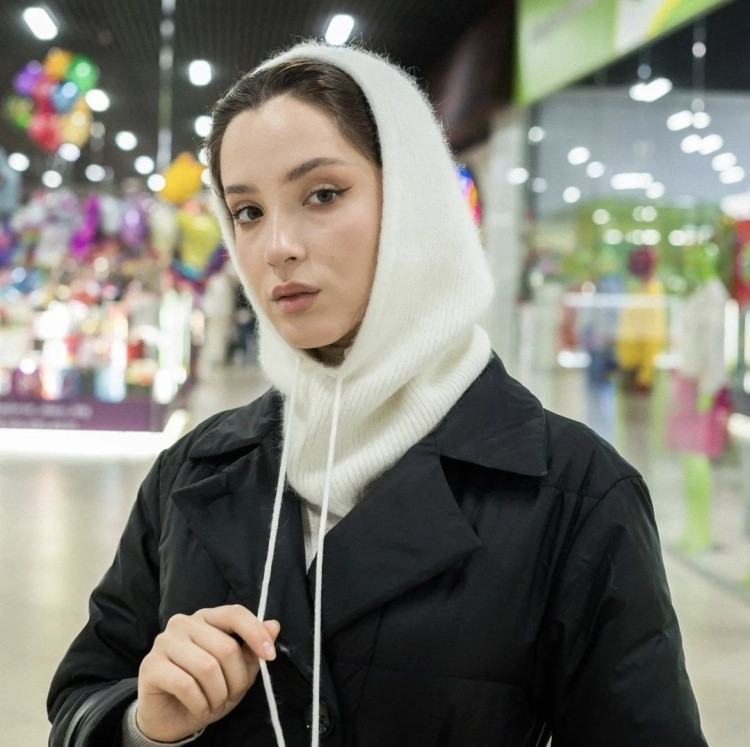 Капор женский