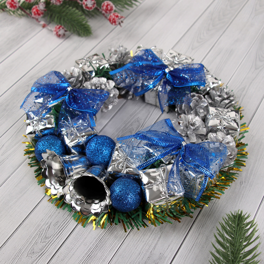 Венок рождественский «Синие банты и шарики» | ИнтерPresent