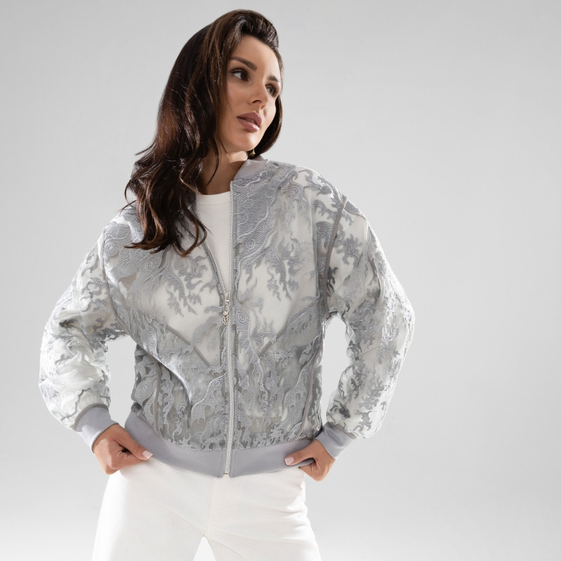 Бомбер женский с вышивкой на сетке Секрет смелости | Charutti