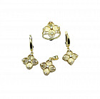 золотистый