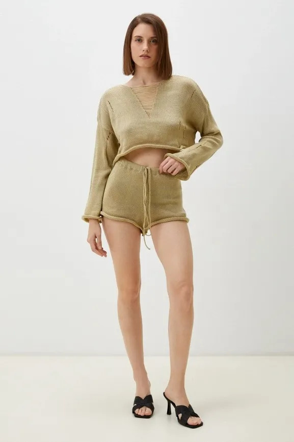 Костюм женский вязаный с шортами и топом | Lika Dress