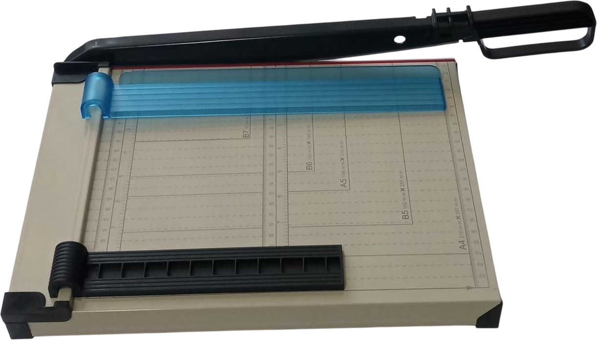 Сабельный резак для бумаг