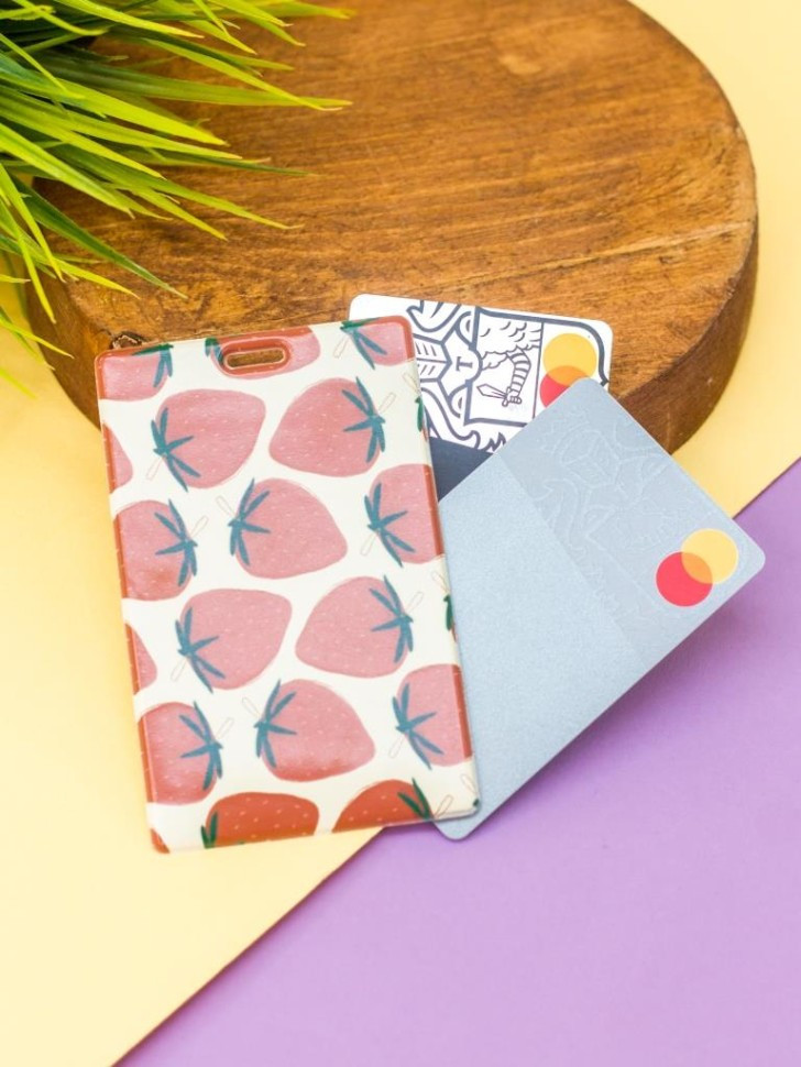 Держатель для карт «Strawberry dream» | I like gift | Toki