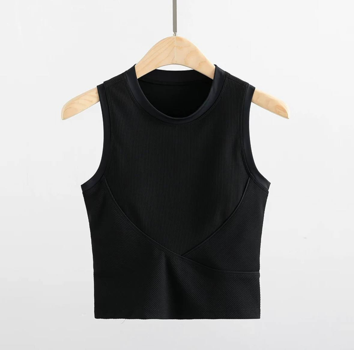 Майка спортивная женская