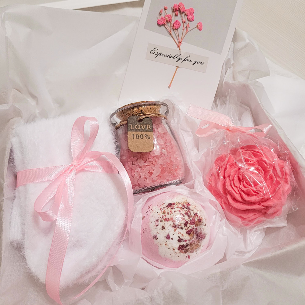 Подарочный женский набор «Нежная забота» | GFL