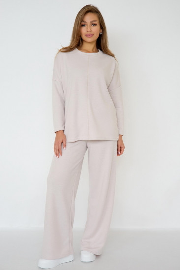 Костюм женский