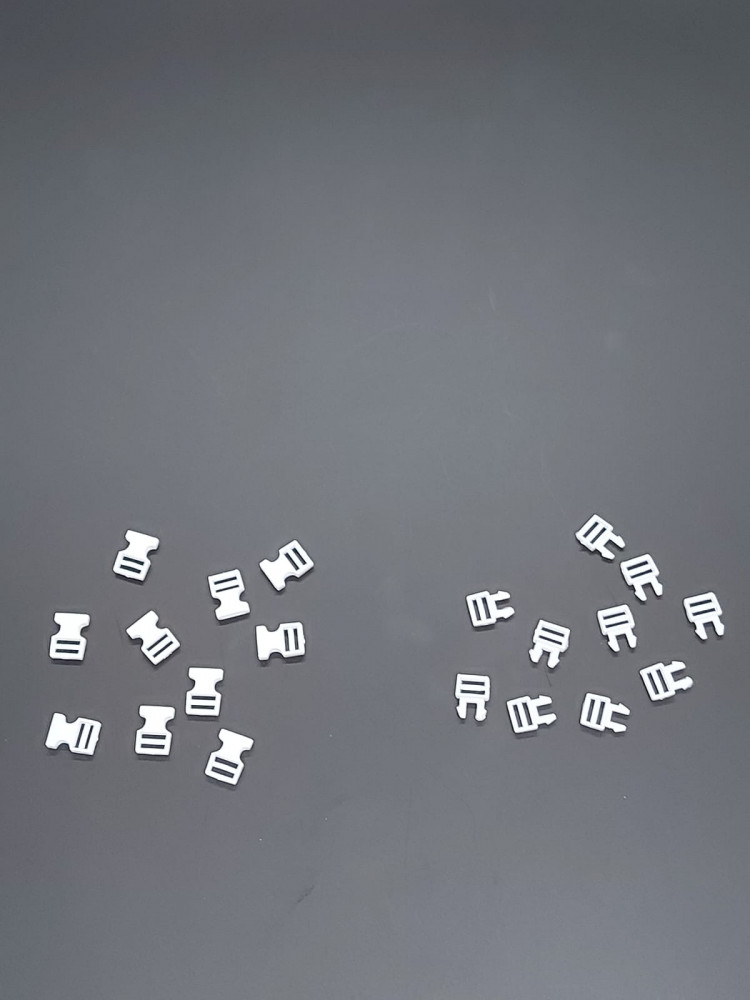 Набор пластиковой фурнитуры фастексов