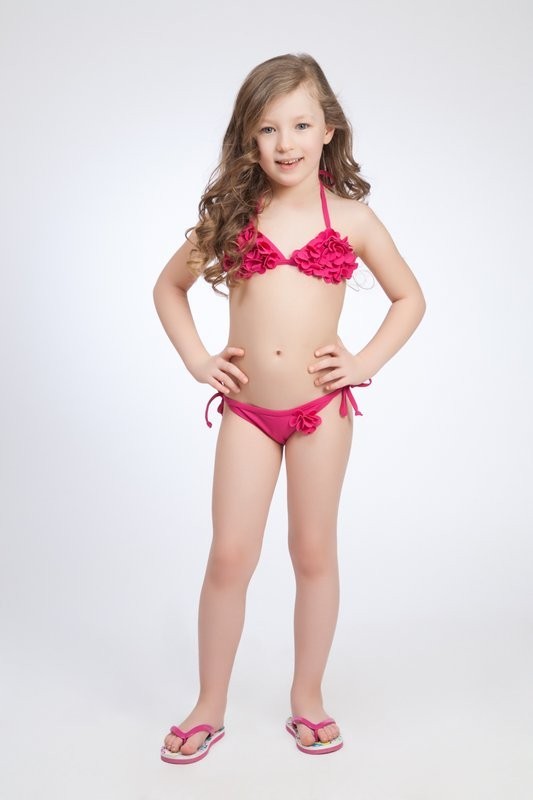 Костюм купальный | Жаркие каникулы | PlayToday