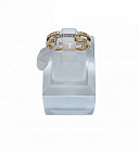 золотистый