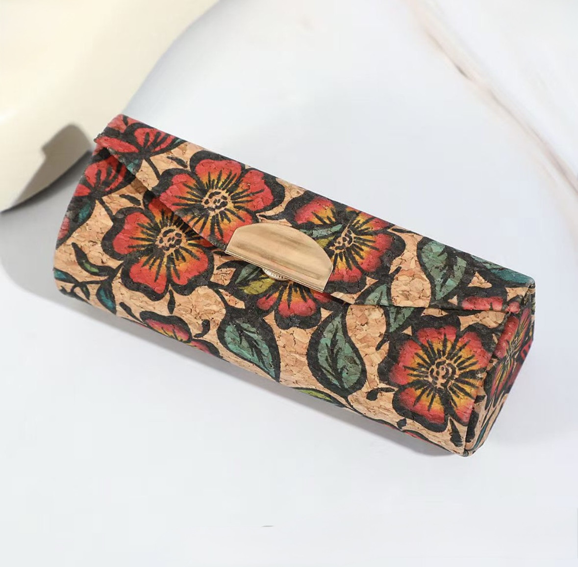 Футляр для помады