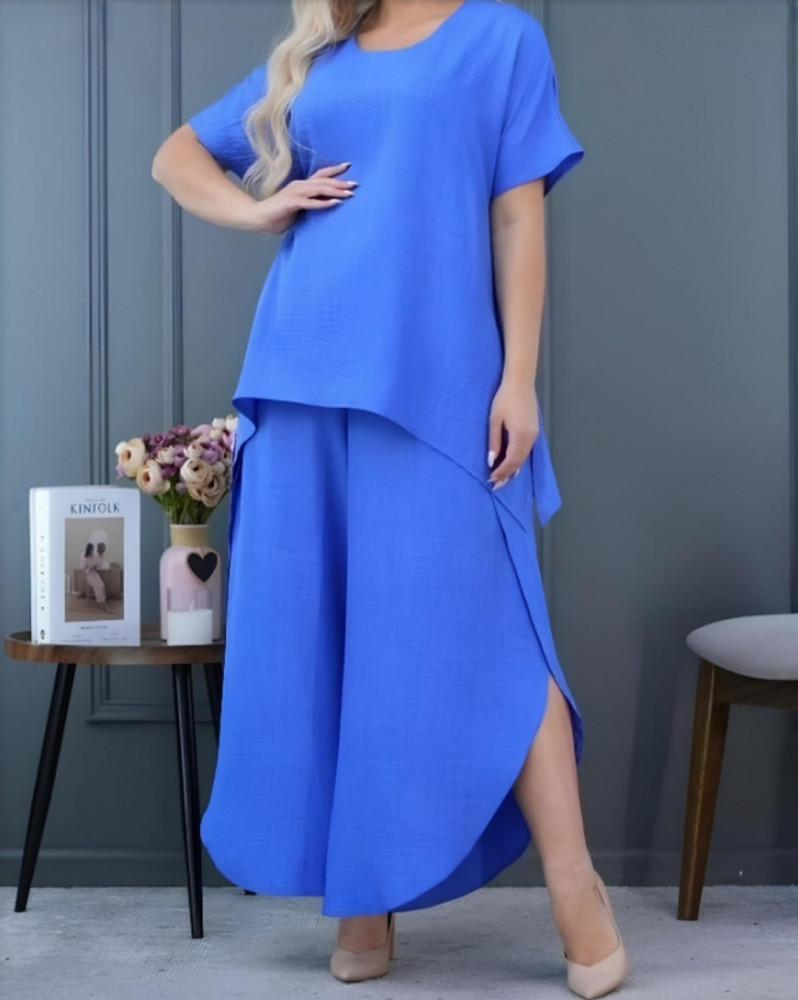 Костюм женский