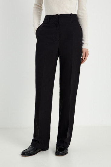 Брюки женские зауженного кроя