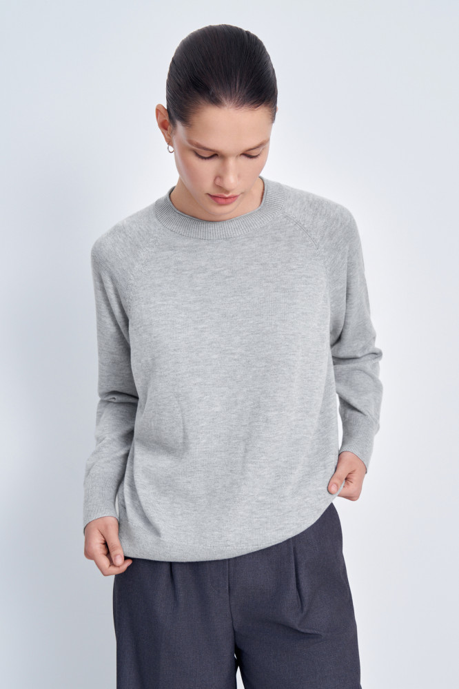 Джемпер женский с шерстью свободного силуэта | Finn Flare