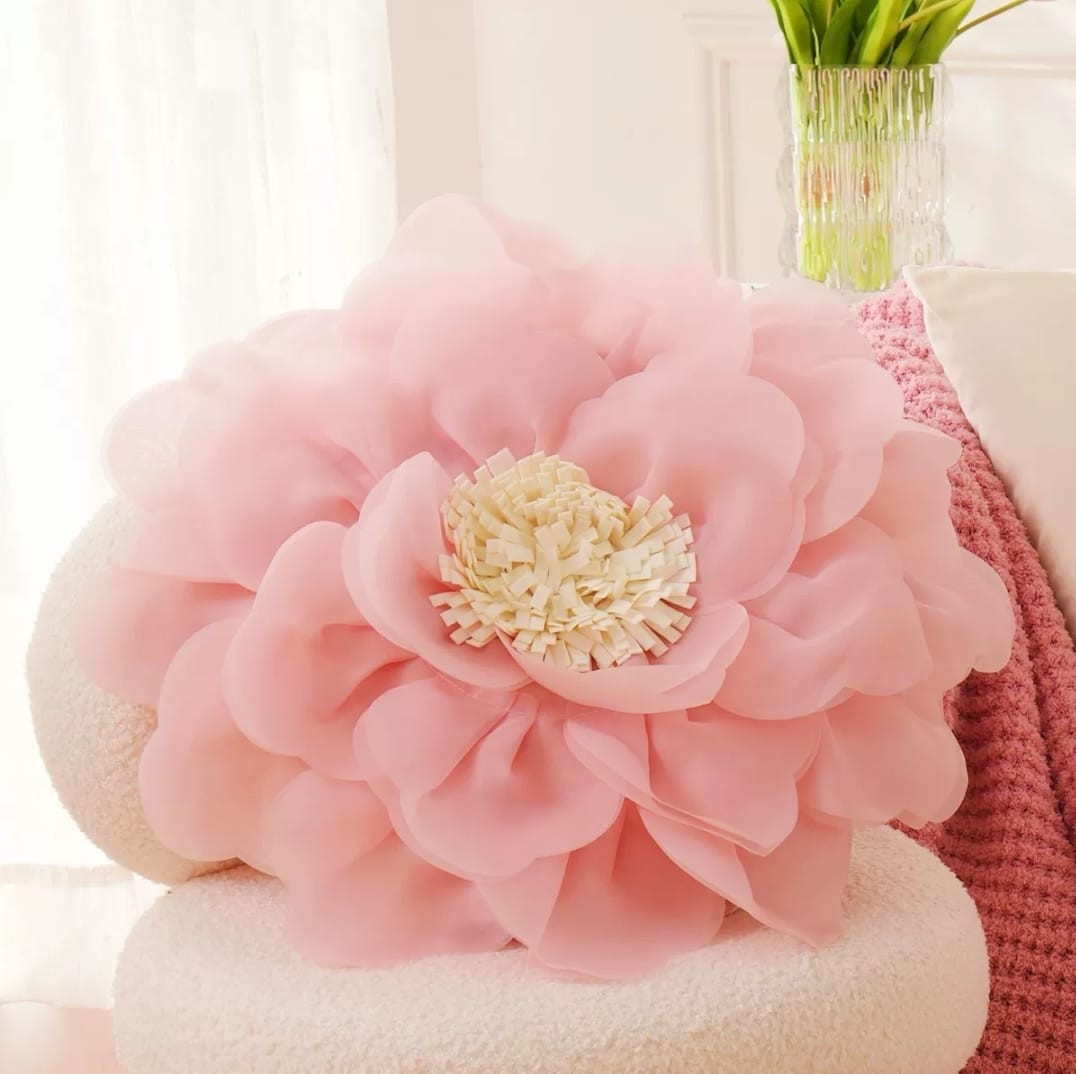 Декоративная наволочка «Цветок»