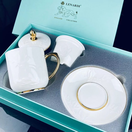 Кружка заварочная с крышкой и блюдцем