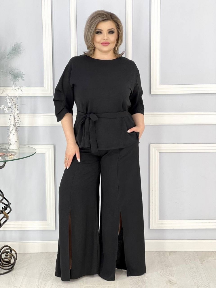 Костюм брючный женский