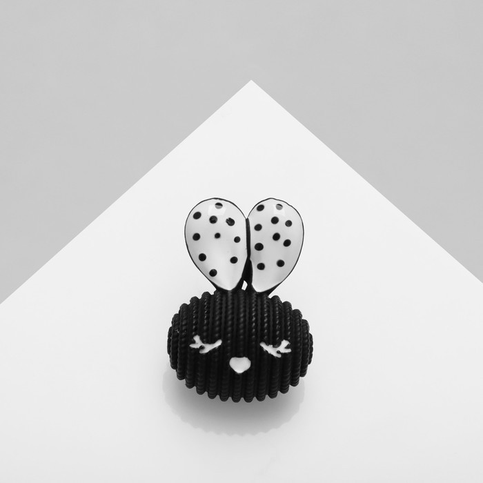 Брошь «Зайка» | Queen Fair