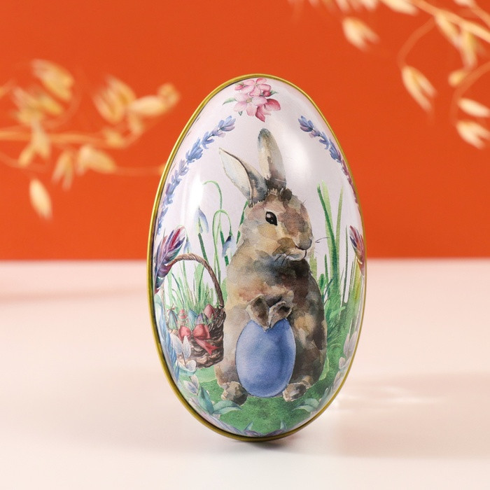Шкатулка-яйцо «Пасхальный зайка в траве с яйцом»