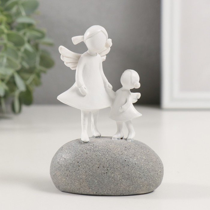 Фигурка сувенирная «Мама-ангел с дочкой на камешке»
