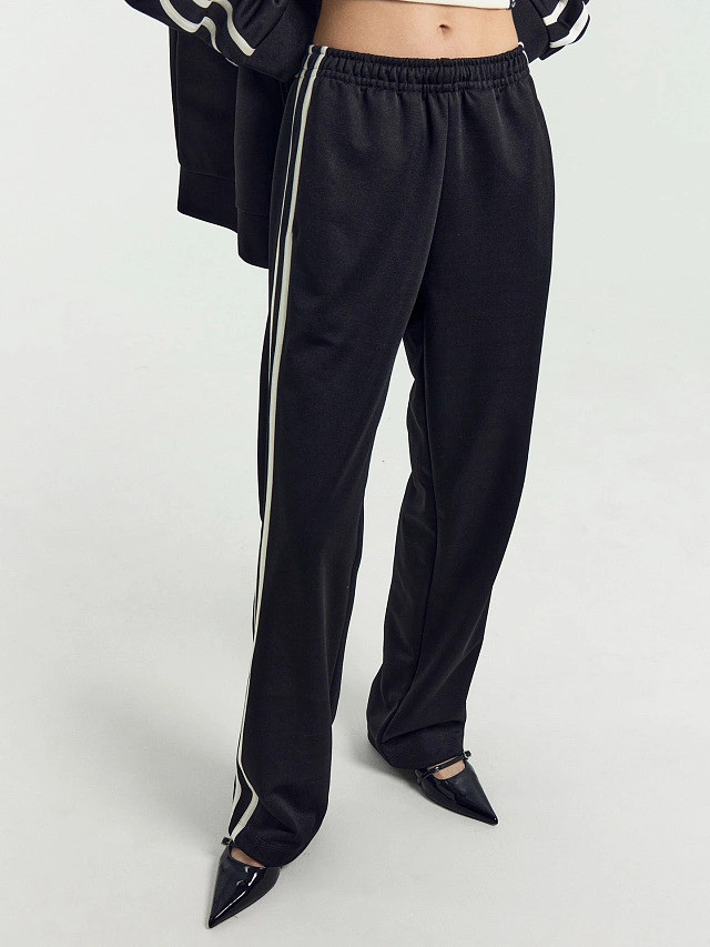 Брюки женские спортивные | Ретро-спорт | Mark Formelle