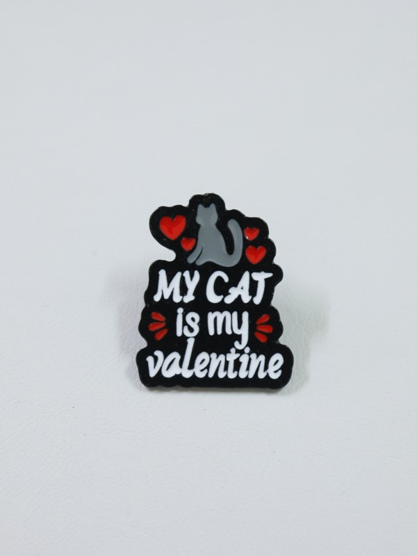 Значок «The cat is My Valentine» | iLikeGift