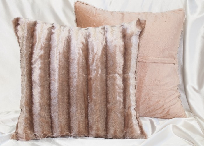 Наволочка декоративная Жемчуг какао полоса (арт. pd022-5, 45х45 см, искусственный мех) | ТекстильГрупп