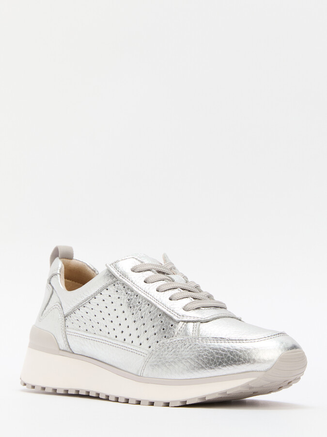 Кроссовки женские | Caprice