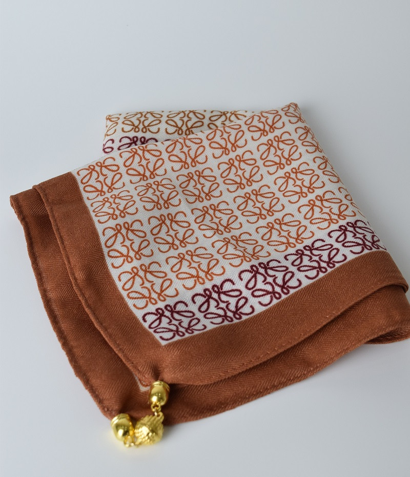 Платок женский с магнитом