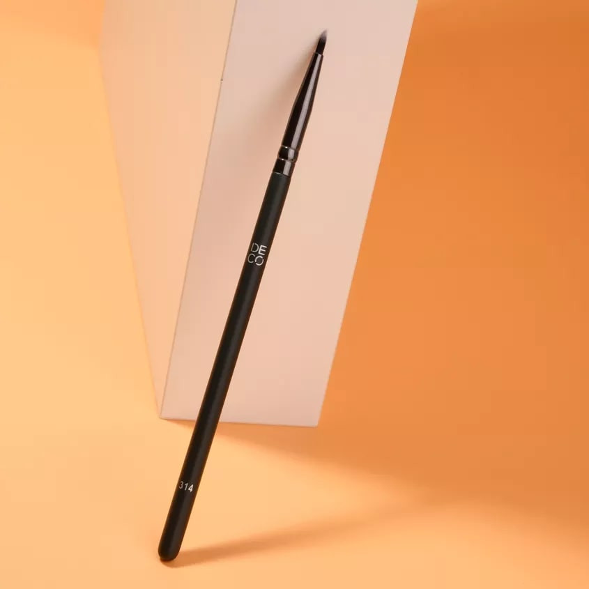 Кисть для подводки №314 | Make up brush eyes | Deco.