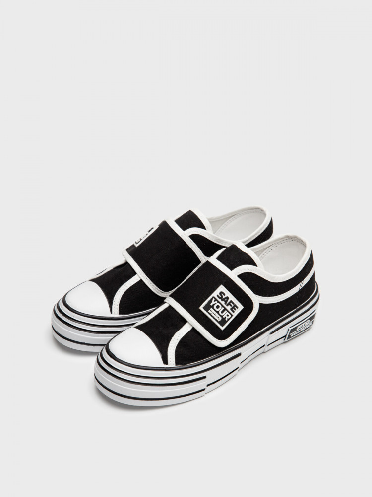 Кеды для девочек | School | PlayToday