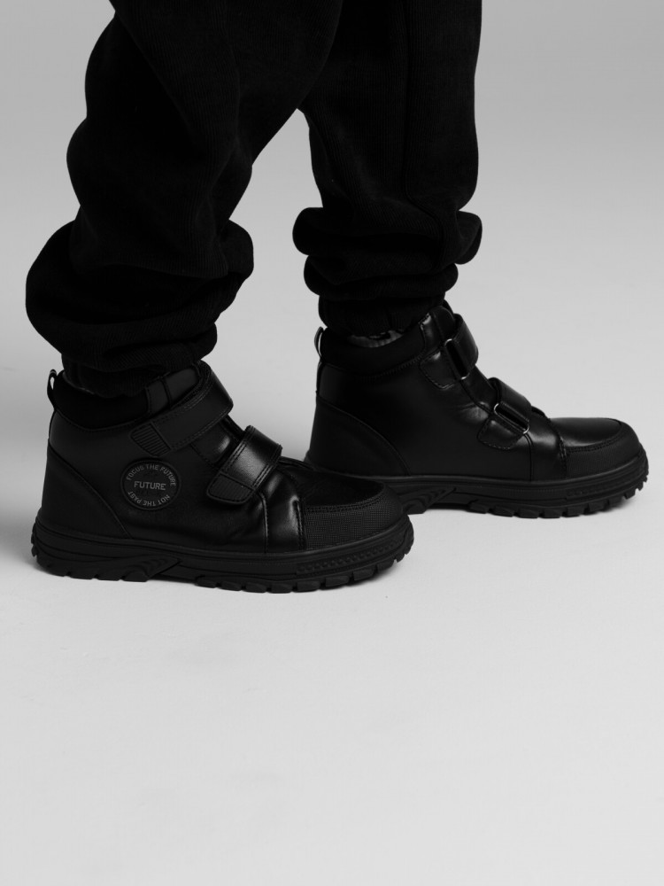 Ботинки для мальчиков | Anime Motion | PlayToday