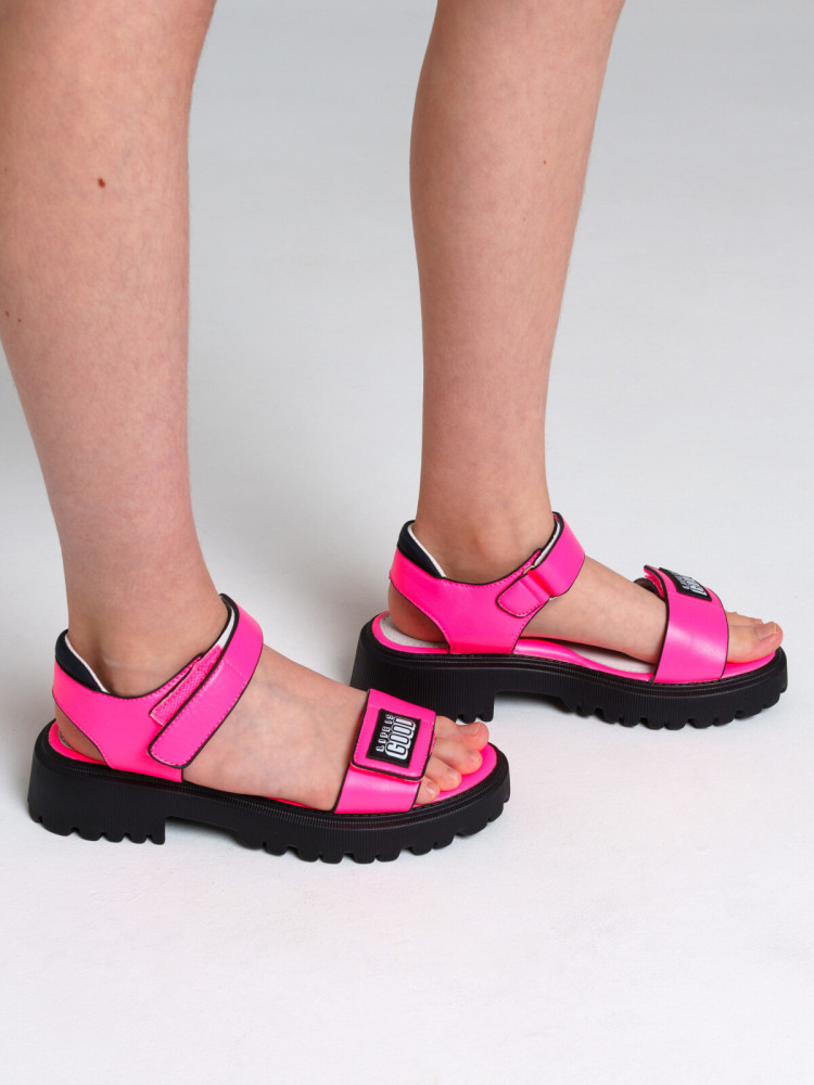 Сандалии для девочек | Easy Art | PlayToday