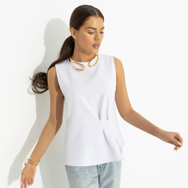 Блуза с декоративными защипами Счастье с тобой (белая) | Charutti