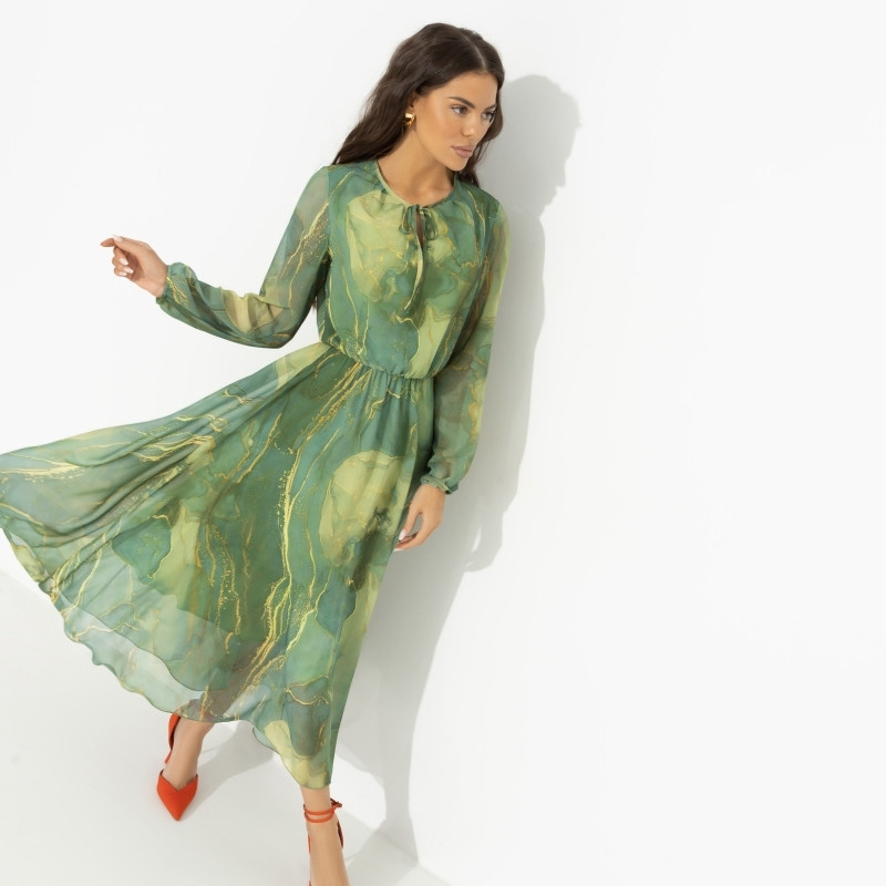 Платье приталенное на подкладе Летящие мгновения (green, new) | Charutti