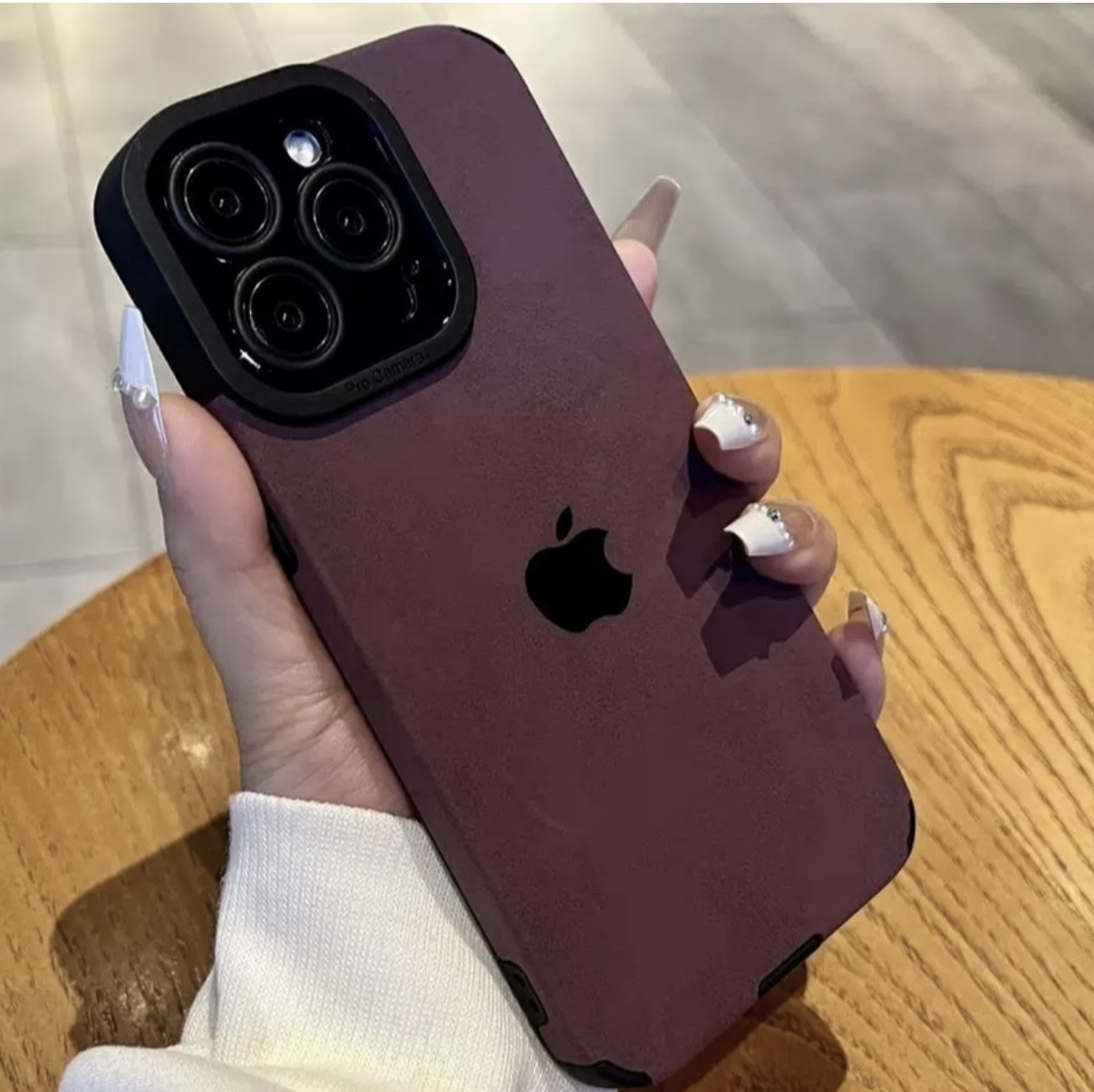 Чехол для iPhone 16 Pro Max