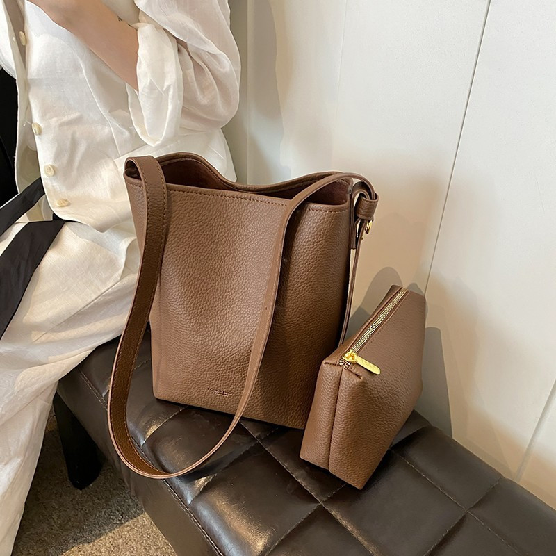 Сумка-ведро женская с косметичкой