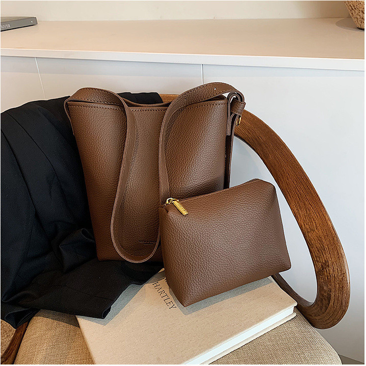 Сумка-ведро женская с косметичкой