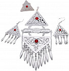 серебристый