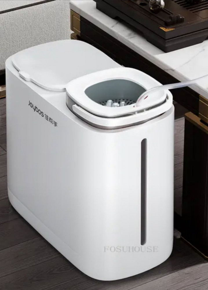 Мусорное ведро с крышкой для жидких и твердых отходов