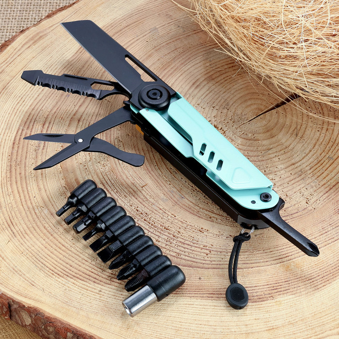 Нож складной многофункциональный