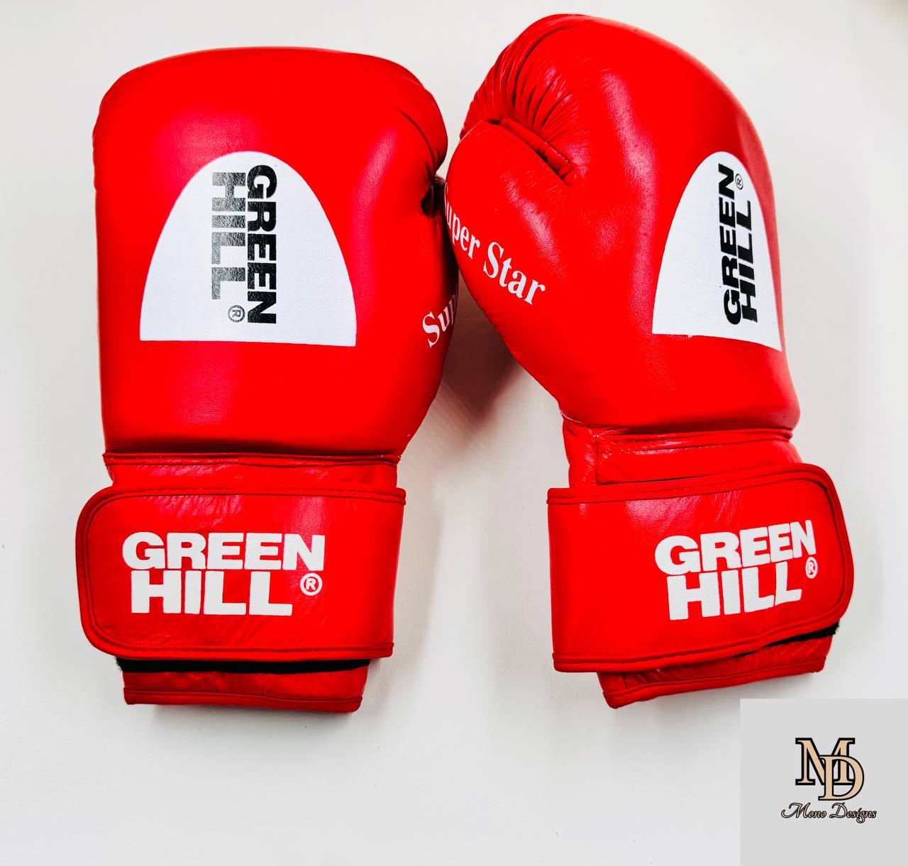 Боксерские перчатки