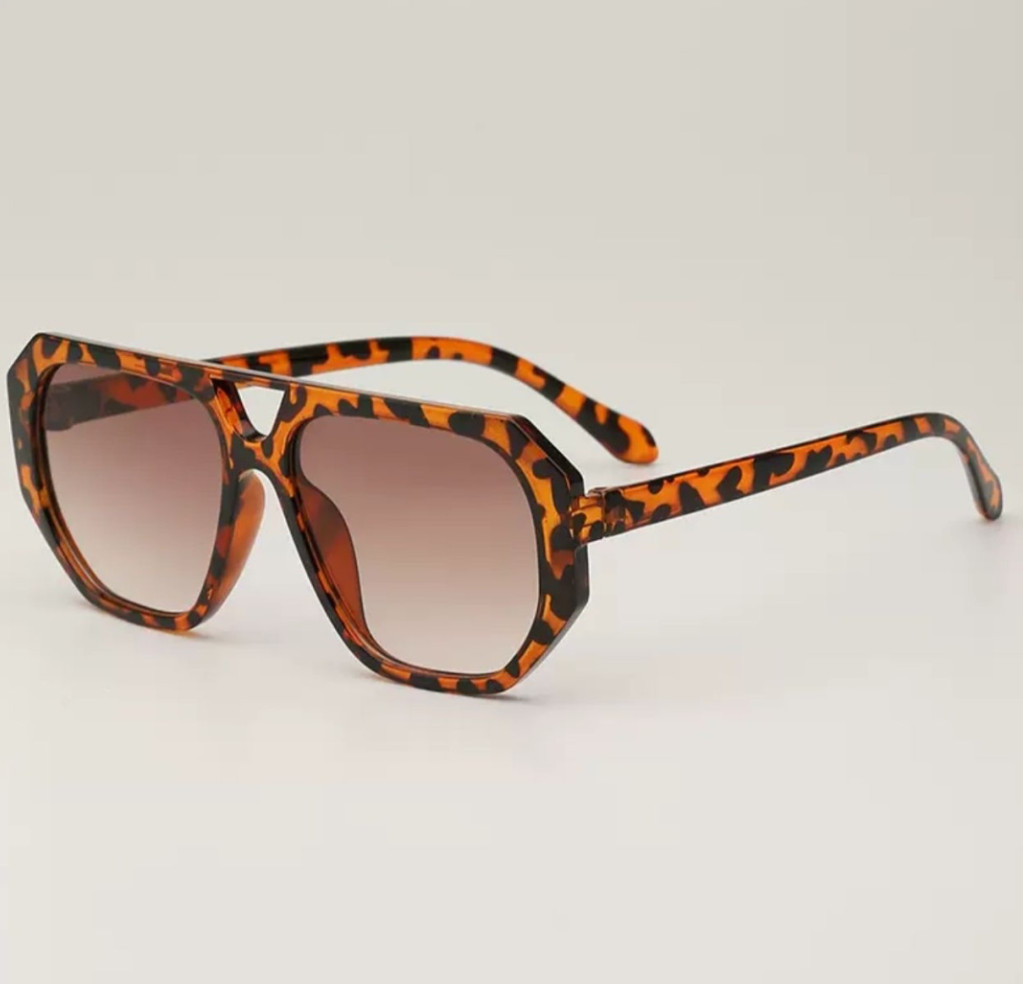 Очки солнцезащитные женские