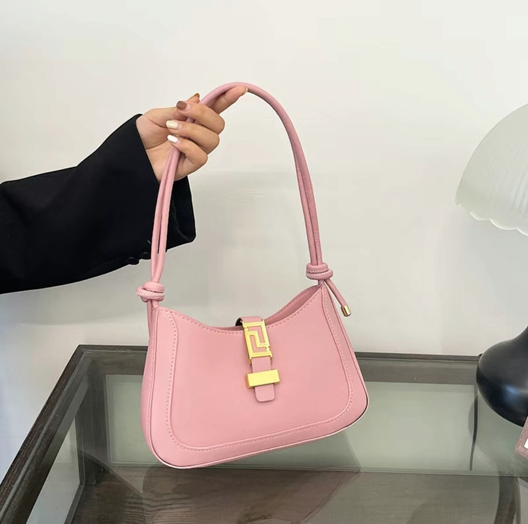 Сумка-багет женская