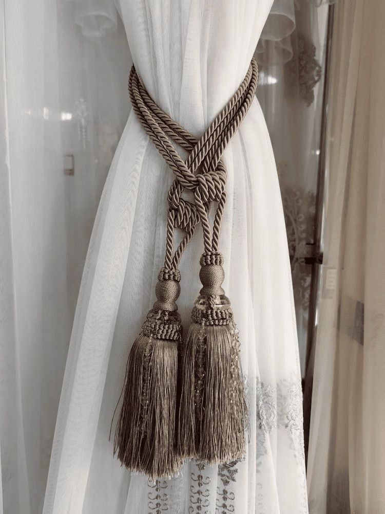 Комплект подхватов для штор на магните