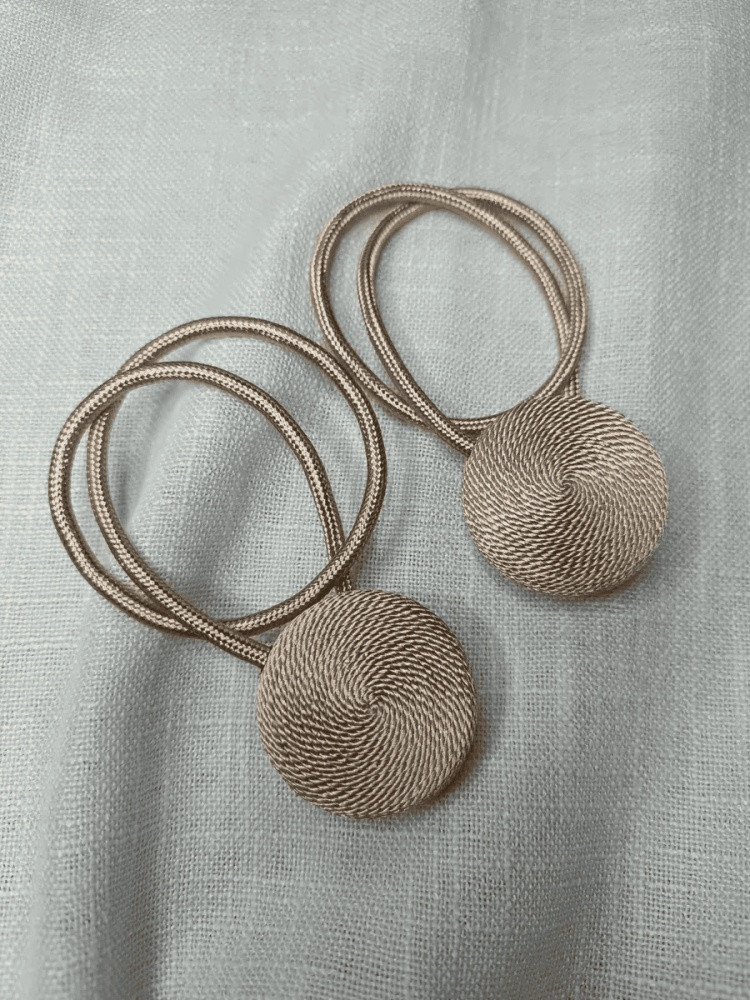 Комплект подхватов для штор на магните